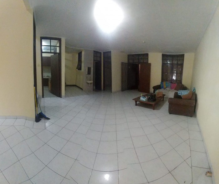 Rumah disewakan di Beverly Lippo Cikarang 